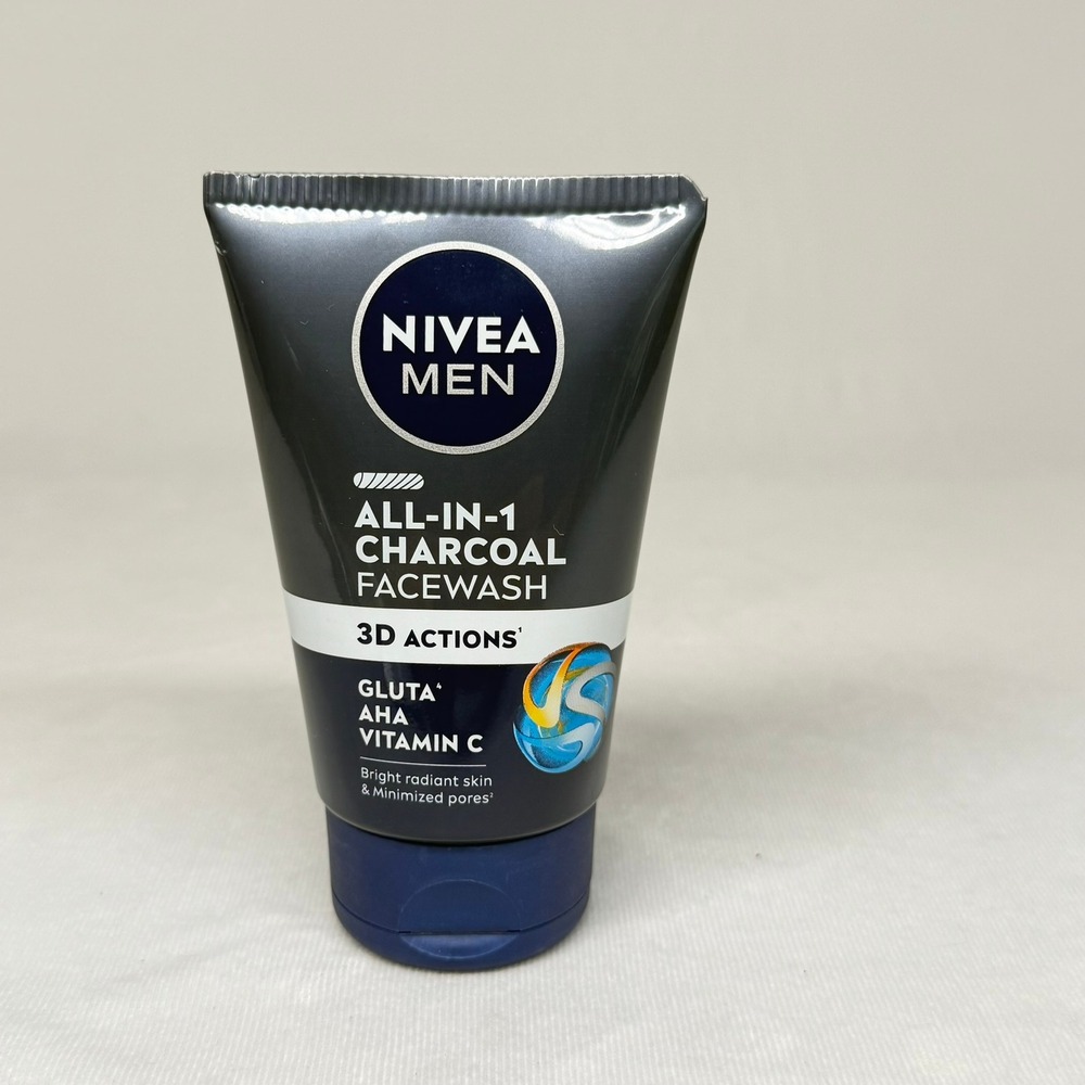 NIVEA Men All-in-1 Charcoal Facewash 3D Actions Gluta AHA Vitamin C 100g Tube